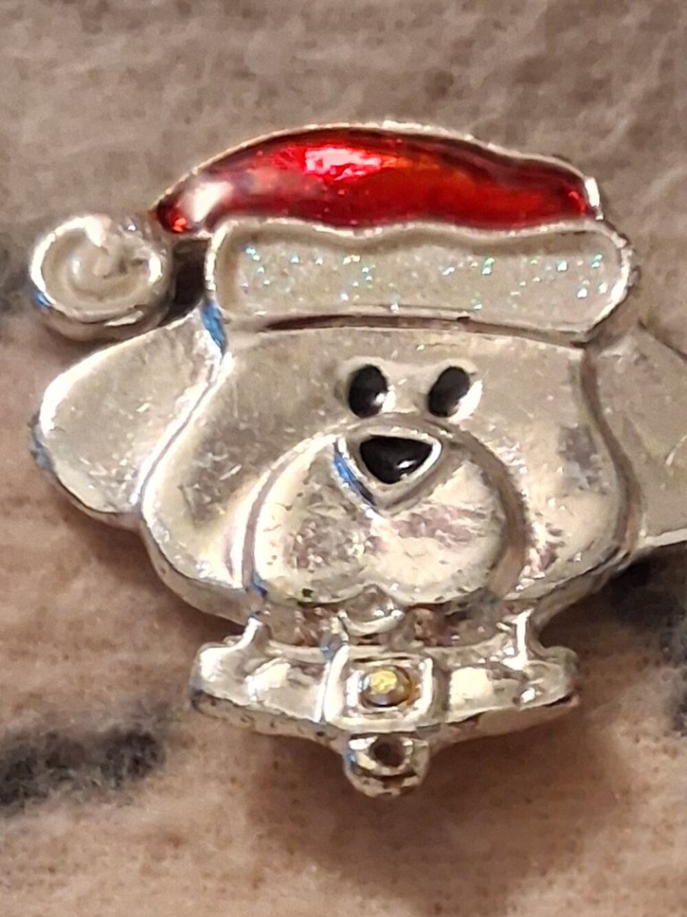 super cute hoilday doggie brooch